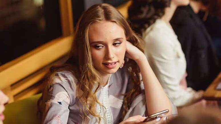 Elizaveta é filha de Svetlana Krivonogikh, que trabalhou como faxineira no Kremlin antes de manter um relacionamento com Putin