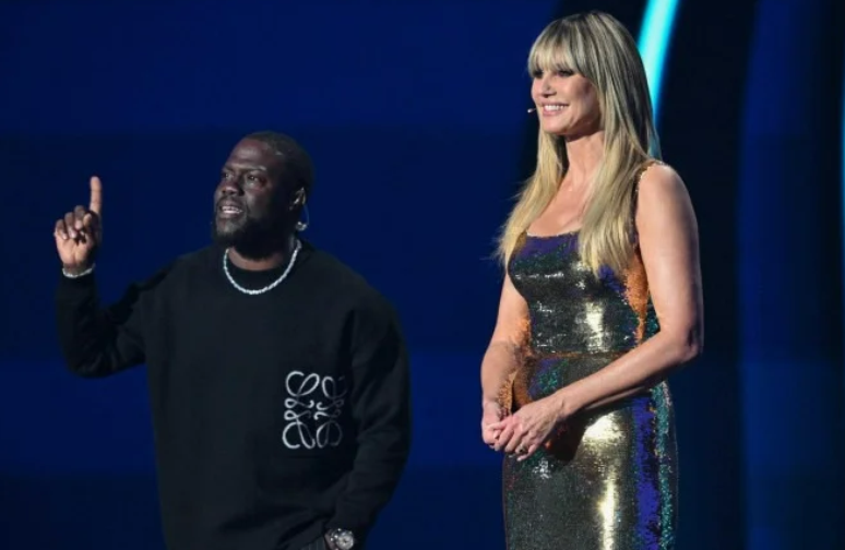 Kevin Hart e Heidi Klum fizeram a abertura do sorteio para a Copa do Mundo 2026