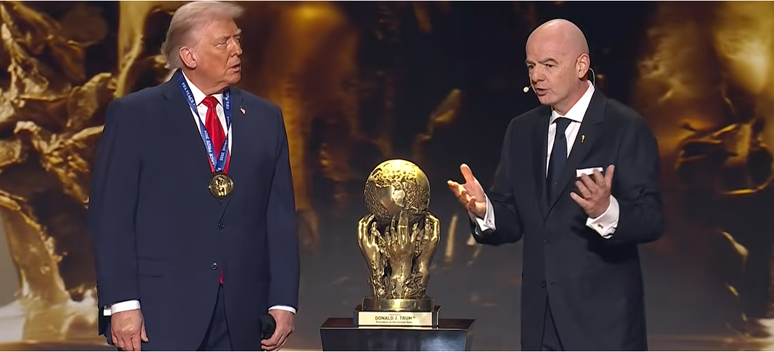 Sorteio da Copa rende memes após pergunta de Infantino sobre mexicanos diante de Trump