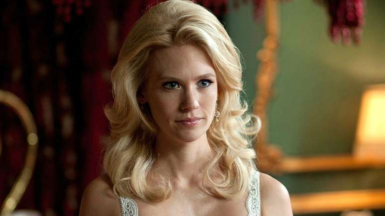 January Jones caracterizada como Emma Frost