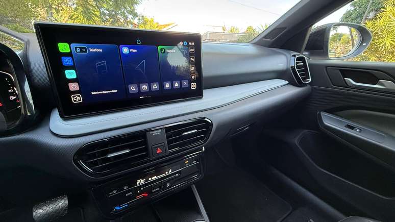 Volkswagen Tera High Outfit