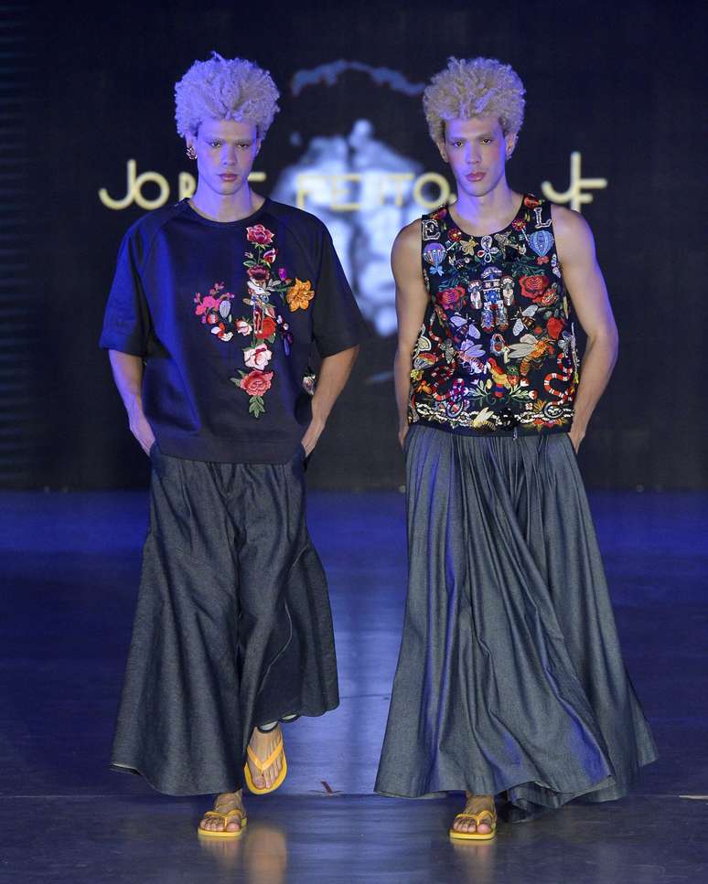 Desfile de Jorge Feitosa 