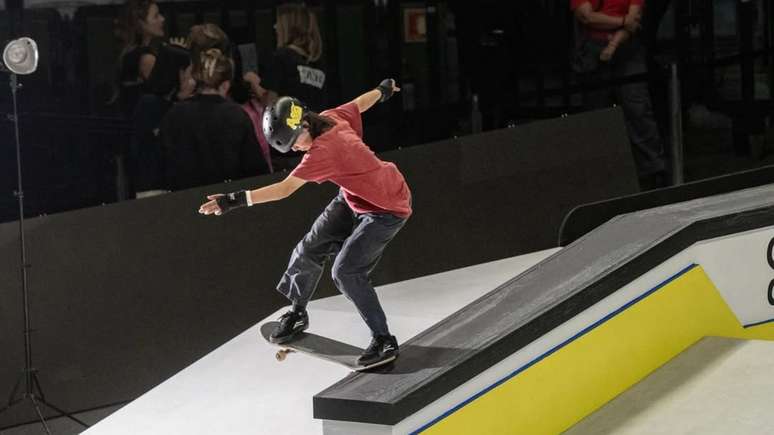 Duda Ribeiro e Gabi Mazetto não conseguem vaga para final