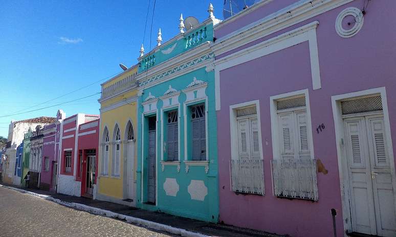 Entre chalés, saunas e natureza exuberante, Penedo combina charme europeu e clima de serra – Wikimedia Commons/GLandovsky