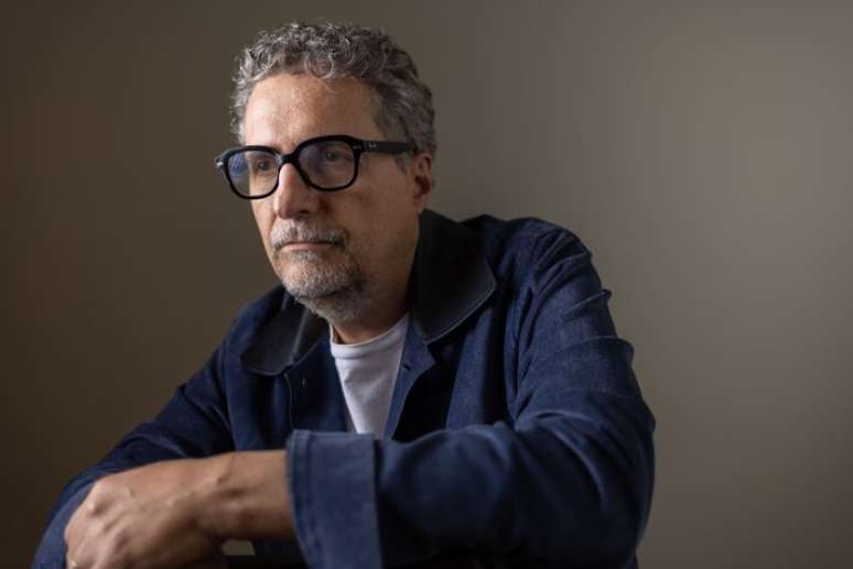 Diretor Kleber Mendonça Filho, de filmes como O Agente Secreto e Bacurau