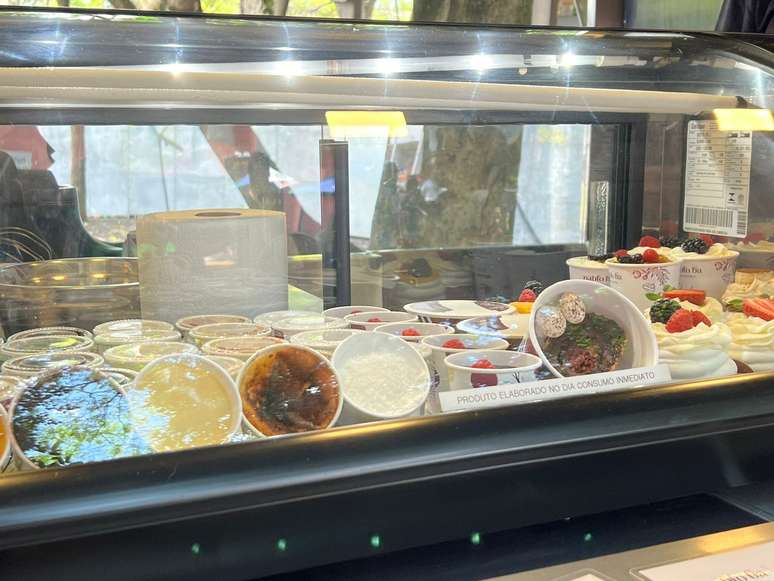 Para quem curte um doce, o SLS Super Crown oferece diferentes opções de sobremesa