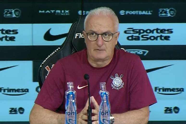 Dorival Júnior pede um Corinthians mais forte para 2026 –