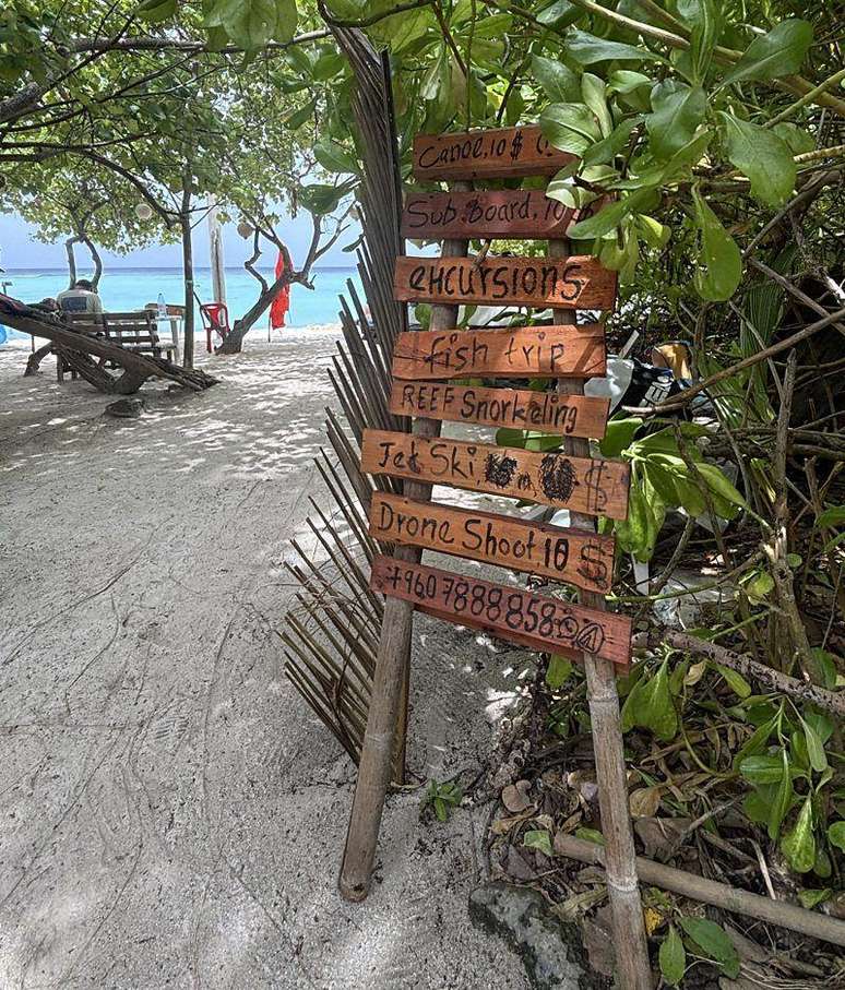 Resorts familiares de propriedade de moradores das Maldivas podem receber os visitantes, oferecendo experiências comunitárias a custo acessível