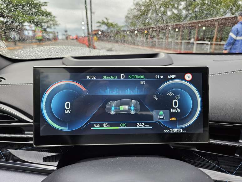 BYD Seal em Ilhabela