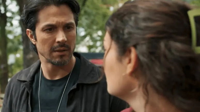 É vilão? Passado sombrio de Paulinho é revelado em Três Graças / Reprodução: Globo