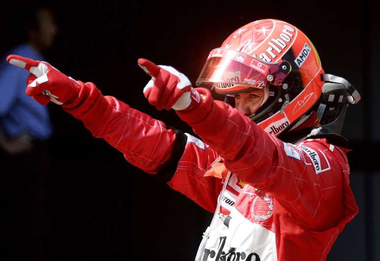 Michael Schumacher mantem recorde lendário 