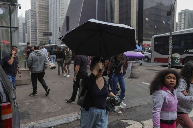 Registro de dia chuvoso na cidade de São Paulo.