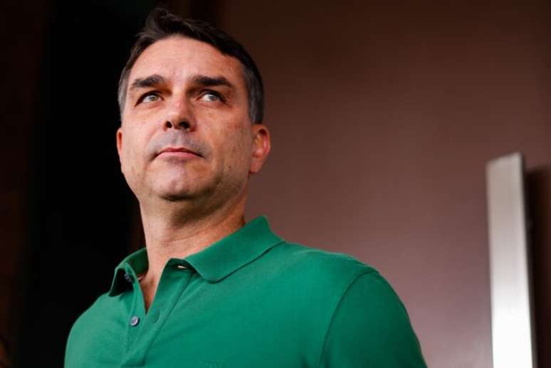 Flávio Bolsonaro anunciou que vai ser candidato à Presidência
