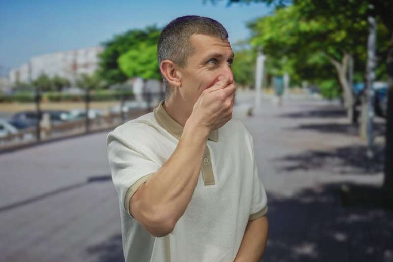 Arroto frequente pode ser sinal de que algo não está bem com o sistema digestivo