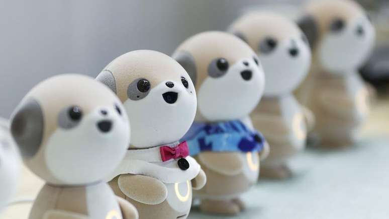 O robô Poketomo, da Sharp, foi projetado para oferecer companhia a pacientes