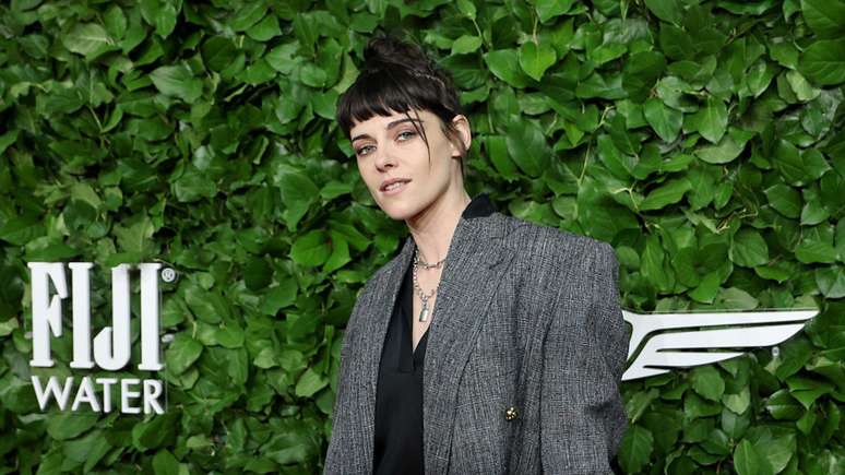 Kristen Stewart afirma que atuar 'é pouco masculino' e que atores mascaram suas fragilidades