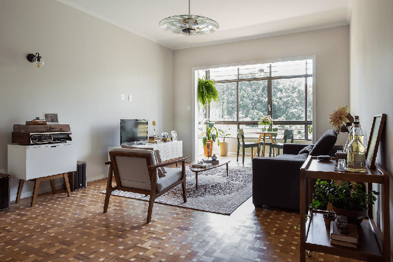 Peças herdadas conectam passado e presente na decoração Projeto: Camila Palladino |