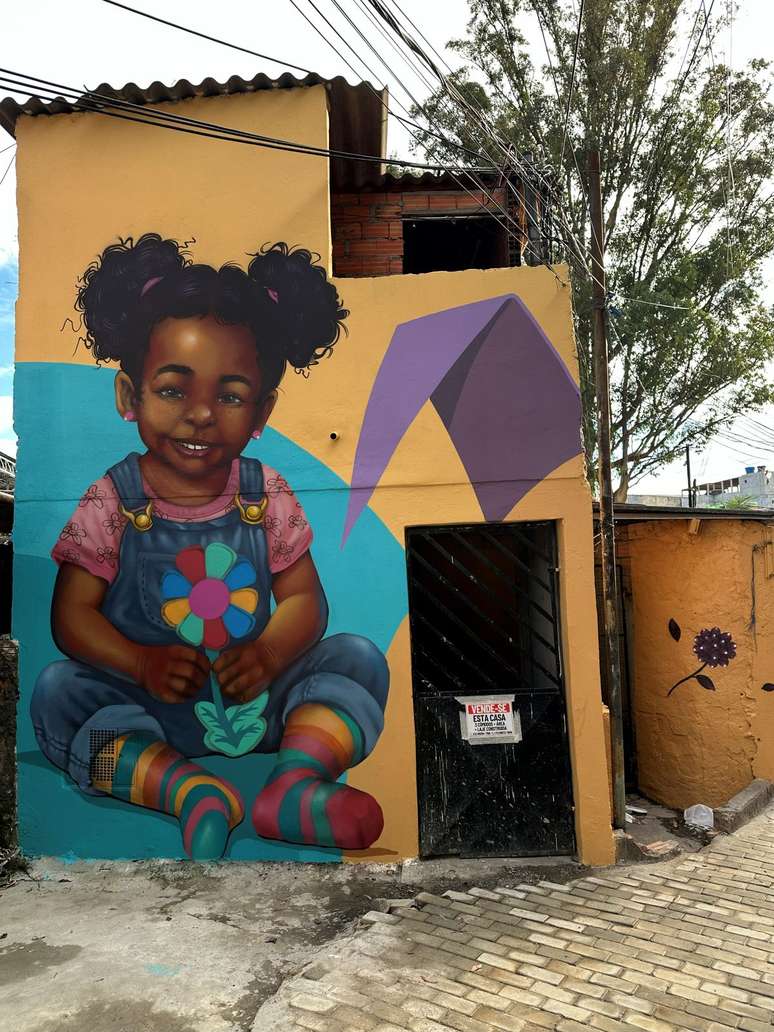 A favela Barra de São Miguel, em Guarulhos, na Grande São Paulo, tem 250 casas e 966 moradores, segundo o IBGE.