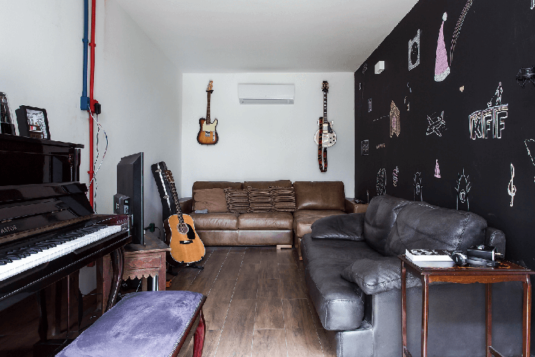 Elementos relacionados à música trazem personalidade para o ambiente Projeto: Camila Palladino |