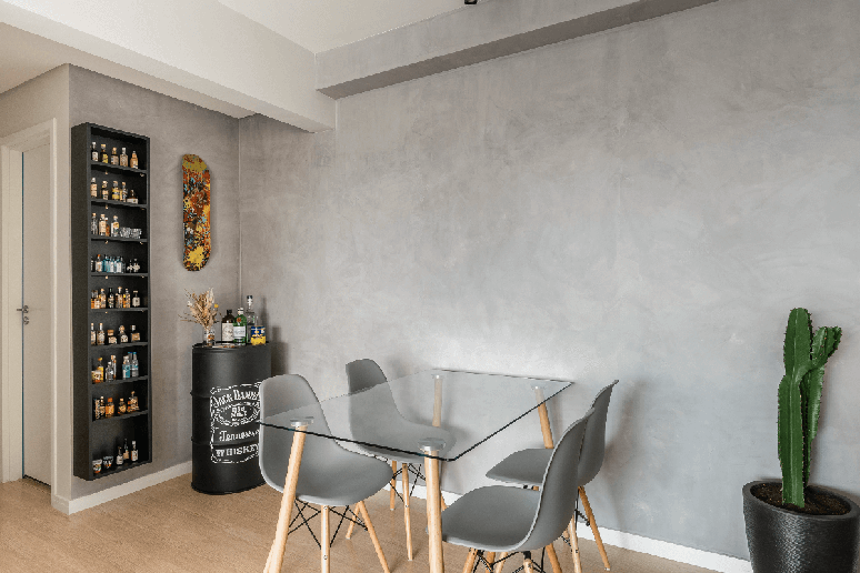 Os ambientes podem refletir a história dos moradores de forma equilibrada Projeto: Camila Palladino |