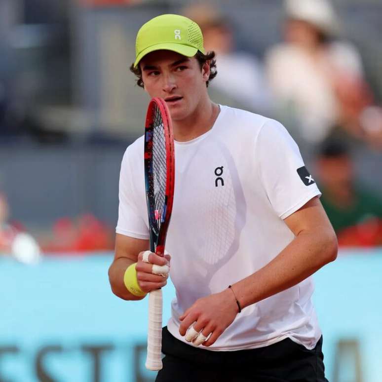 Brasil, de João Fonseca, enfrentará o forte Canadá na 1ª rodada qualificatória da Copa Davis