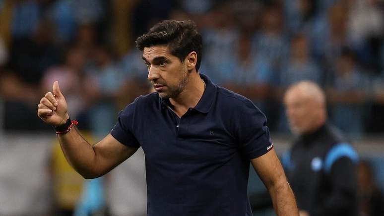 Abel terá desafios já com elenco reformulado para 2026 –