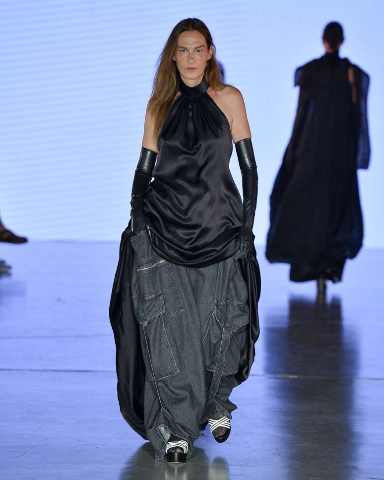 Das Haus por Rober Dognani e Felipe Fanaia