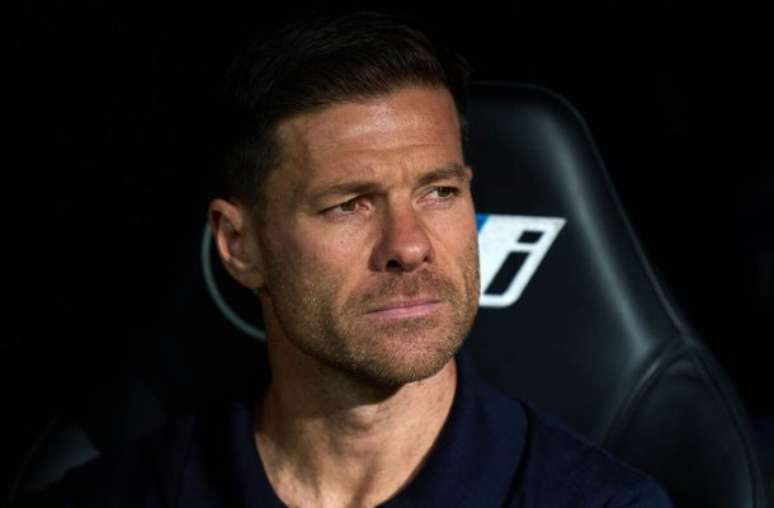 Xabi Alonso voltou a sofrer pressão após mais uma derrota –