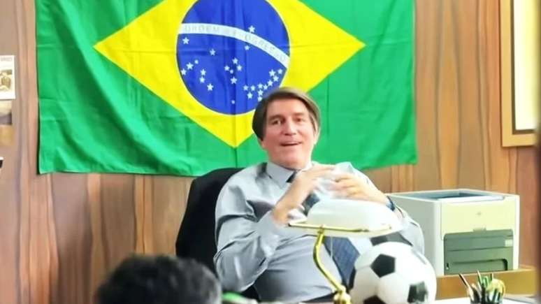 Quem é o ator de Hollywood que interpreta Jair Bolsonaro em novo filme (Divulgação)