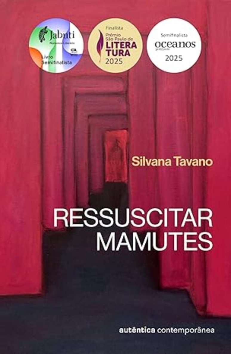 Capa do livro 'Ressuscitar Mamutes', de Silvana Tavano