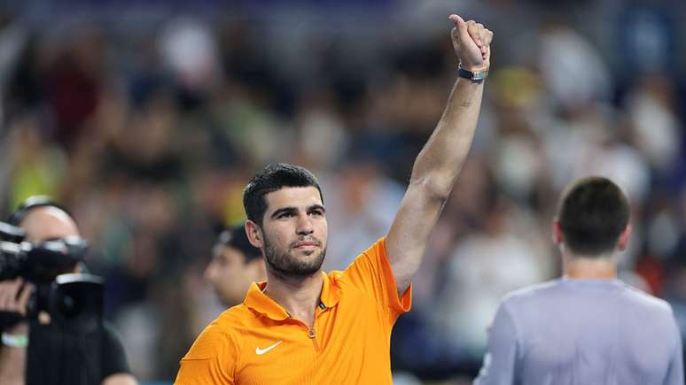 Alcaraz detalha conversa com Ronaldo Fenômeno e elogia ídolo