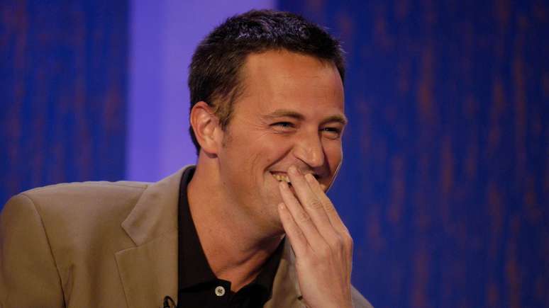 Matthew Perry, de 54 anos, foi encontrado morto na sua casa em Los Angeles em 2023, depois de anos de luta contra a depressão e a dependência