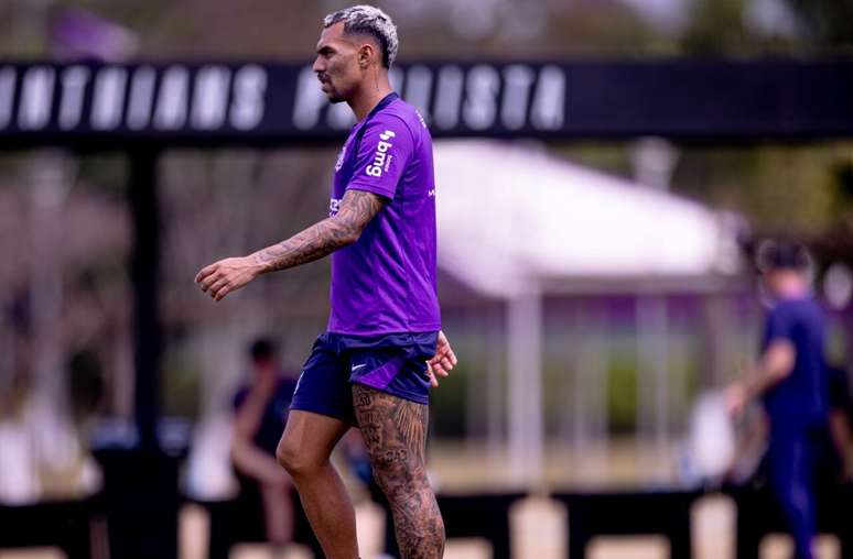 Matheuzinho diz que Copa do Brasil exige senso de urgência do Corinthians –