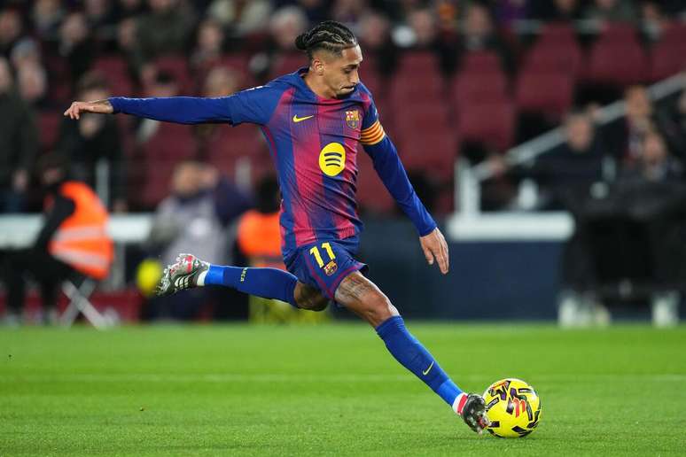 Raphinha (Barcelona) durante jogo contra o Atlético de Madrid, no dia 03.12.2025 