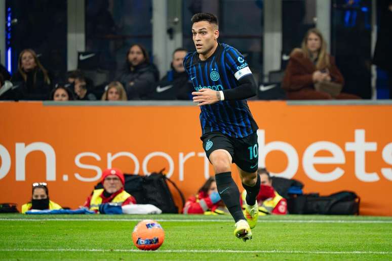 Lautaro Martínez (Inter de Milão) durante jogo contra o Como, no dia 06.12.2025 