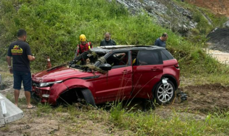 Bebê e casal foram encontrados mortos após carro ser arrastado por correnteza em SC