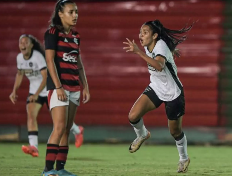 Rebeca scored Botafogo's goal against Flamengo in the Brazilian Women's Under-20 Championship final