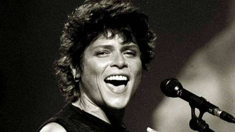 Cássia Eller 63 anos: Filme, biografia e tributo na TV marcam aniversário da cantora