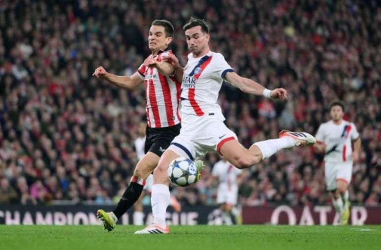 PSG bem que tentou, mas não conseguiu furar a marcação do Athletic Bilbao – David Ramos/Getty Images