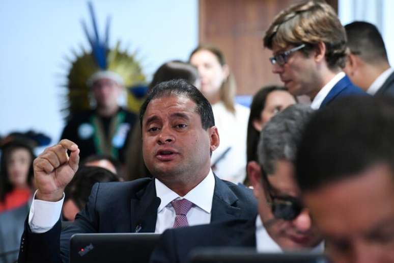 Weverton Rocha é relator do projeto na CCJ do Senado.