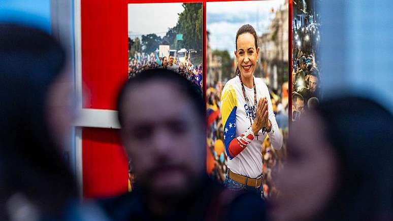 María Corina Machado foi premiada por seus "incansáveis esforços para promover os direitos e as liberdades na Venezuela"