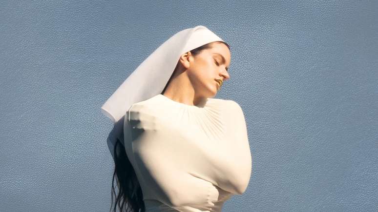 Rosalía quebra recorde de streams com novo álbum 'Lux'