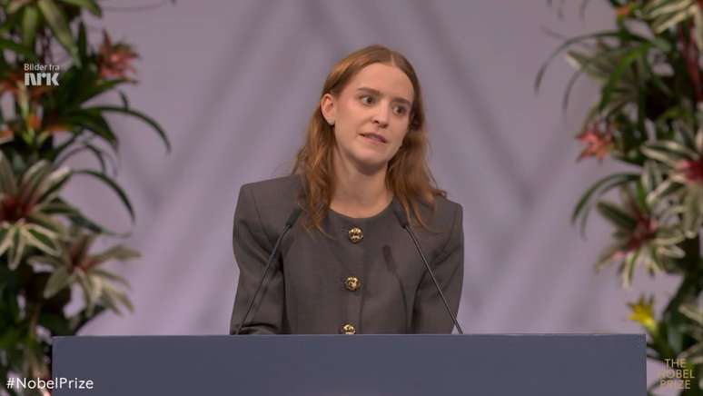 Ana Corina, daughter of María Corina Machado, receives the Nobel Peace Prize on behalf of her mother