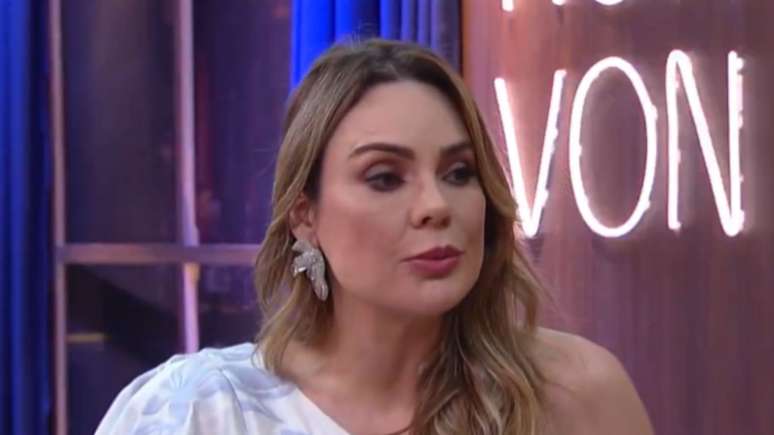 Rachel Sheherazade abre o jogo sobre crise de pânico