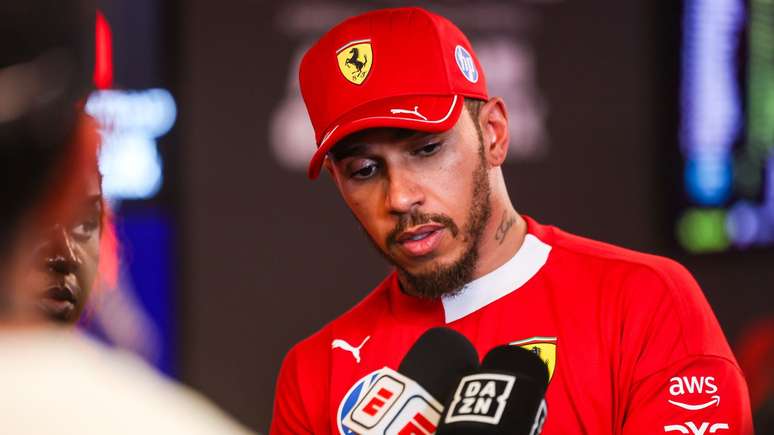 Hamilton não pensa em sair da F1