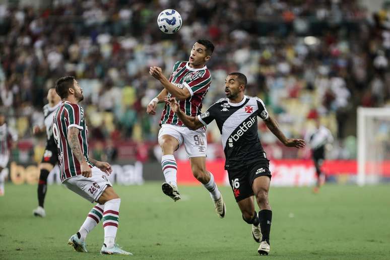 (FOTO: LUCAS MERÇON / FLUMINENSE F.C.)