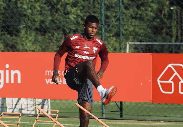 Arboleda tem futuro incerto no São Paulo –