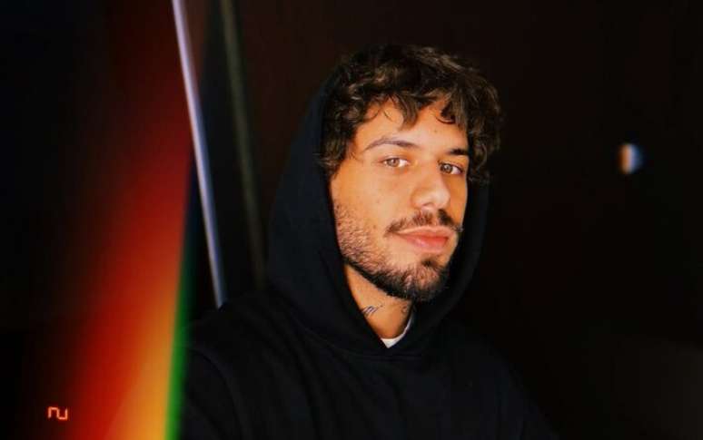 Zé Felipe se explicou após dificuldade em ler vencedor do Álbum do Ano no Prêmio Multishow