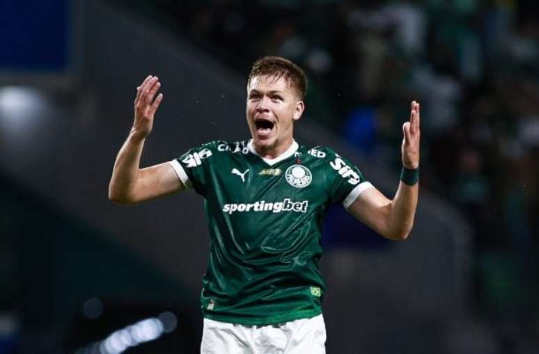 Fuchs estava emprestado ao Palmeiras pelo Atético Mineiro –