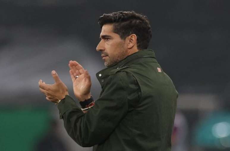Comissão técnica de Abel Ferreira deve completar sete anos no Palmeiras –